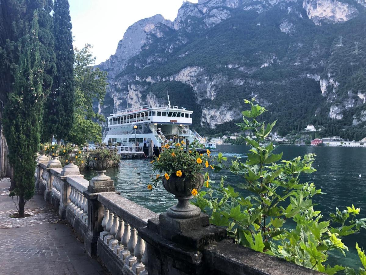 North Lake Riva Apartment, Steps From The Garda Lake Dış mekan fotoğraf