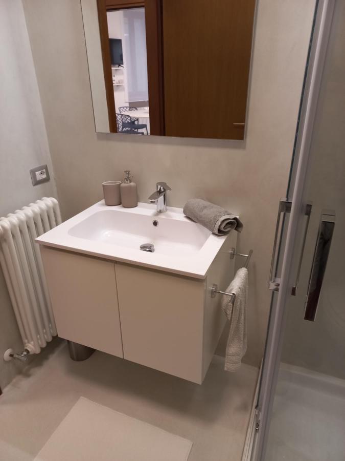 North Lake Riva Apartment, Steps From The Garda Lake Dış mekan fotoğraf